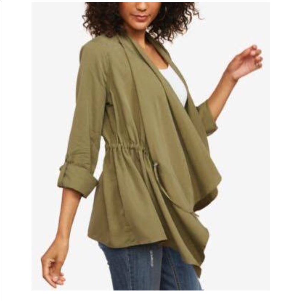 Motherhood nursing top size small